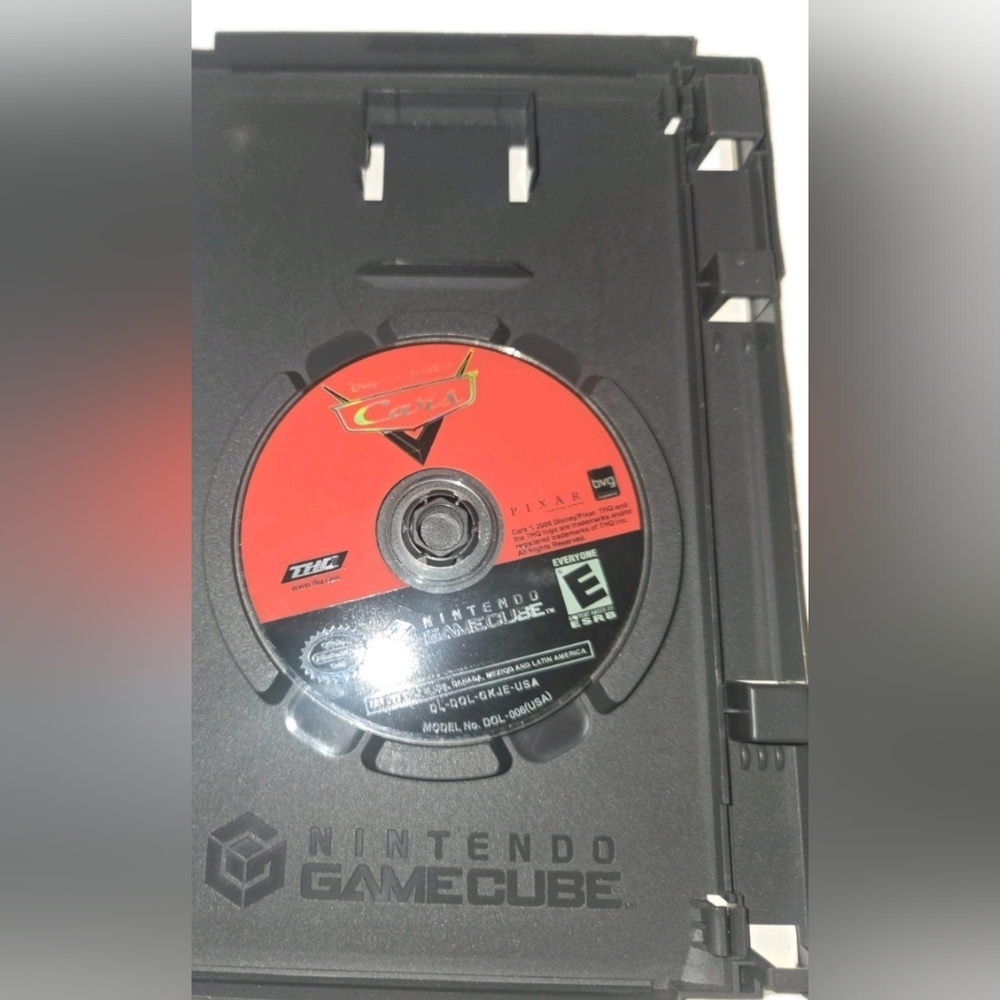 Nintendo GameCube Cars Video Game - Black and Red